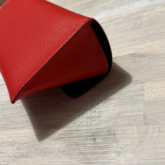 Guess Stainless Steel Glasses - GU9155-3 - Black & Pink | Comes w/ Case - Picture 5 of 6